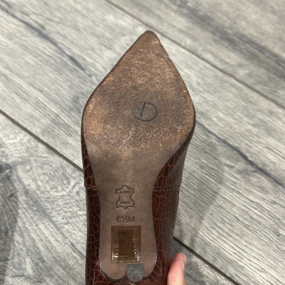 • Tory Burch • Women’s Georgina Loafer Croc Embossed Brown Bootie 6.5 Leather - Picture 6 of 7